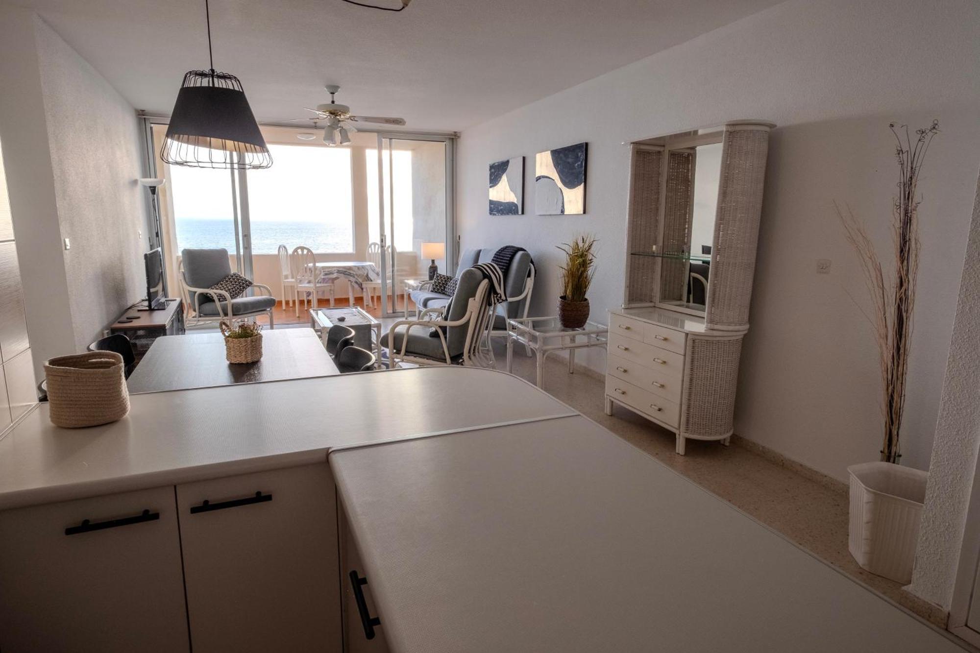 Tenerife Lizards - Apartment In The First Line 칼라오살바헤 외부 사진