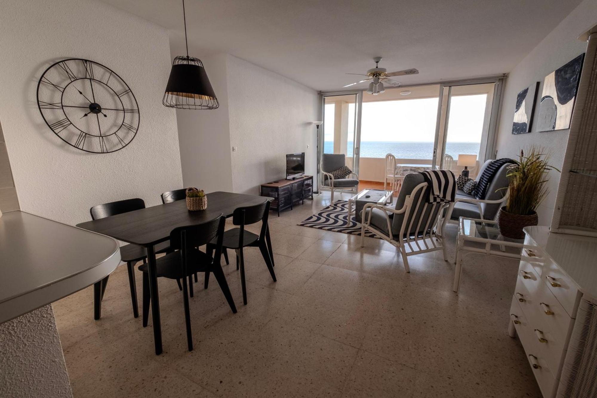 Tenerife Lizards - Apartment In The First Line 칼라오살바헤 외부 사진